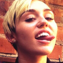 miley-cyrusfakes